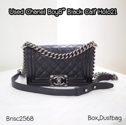 Chanel BOY 8" BLACK CALF HOLO21421757