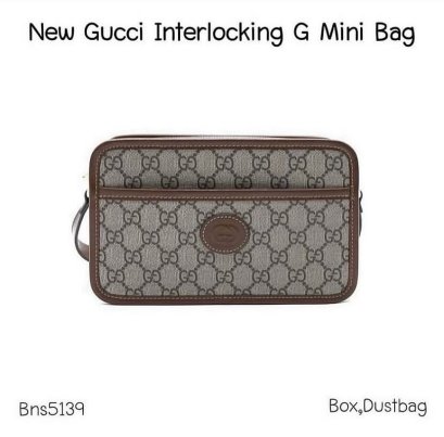 Gucci MINI INTERLOCKING GG SUPREME**
