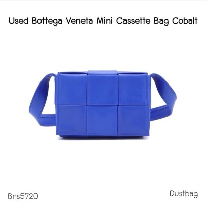 Bottega Veneta MINI CASSETTE BAG BLUE