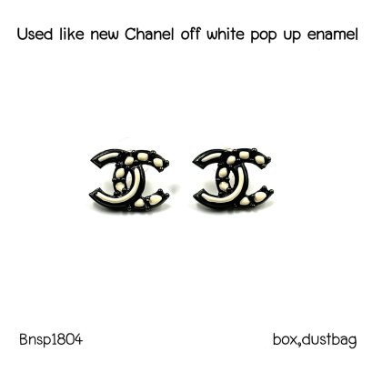 Chanel OFF WHITE POP UP EARRINGS