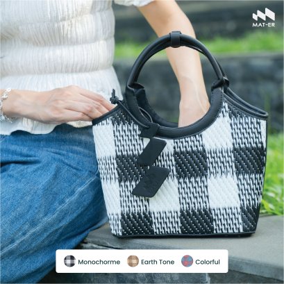 Mat-er Mini Handbag ลาย Gingham