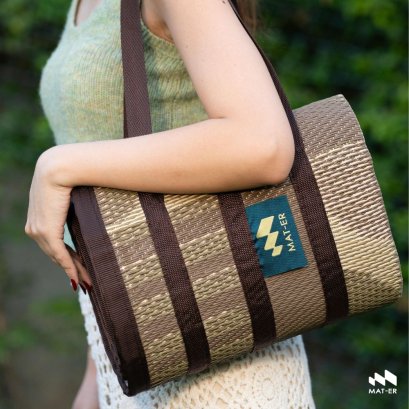 Mat-er เสื่อพับพกพา Urban Bliss สี Olive Glow