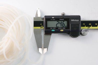 ซิลิโคนเส้นกลมตัน ขนาด 2.5 มิล