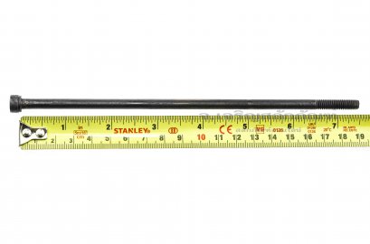 น็อตหัวจมดำแข็ง M6x190