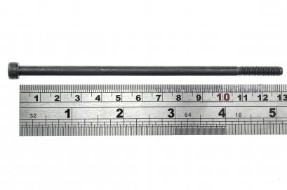 น็อตหัวจมดำแข็ง M5x130