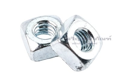 หัวน็อตทรงสี่เหลี่ยมเหล็กชุบซิงค์ (Zinc Plated Square Nut DIN557) ขนาด M4 วงนอก 7 mm สูง 3.6 mm