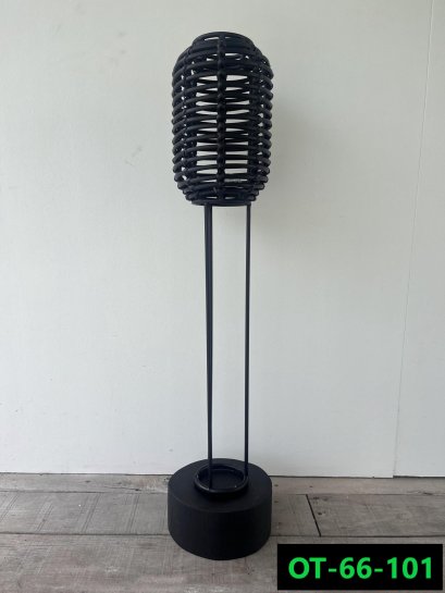 โคมไฟหวายเทียม