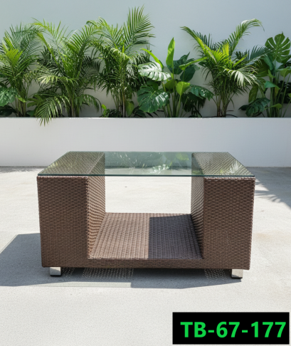 โต๊ะหวายเทียม