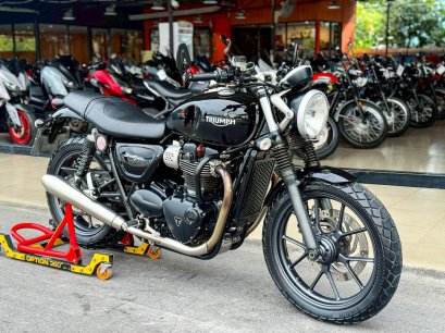 Triumph Street Twin 900 ABS ปี 2016.  ดาวน์เพียง 19,000 บาท   ผ่อน 5,805 x 48เดือน ➖ผ่อน 4,963 x 60เดือน