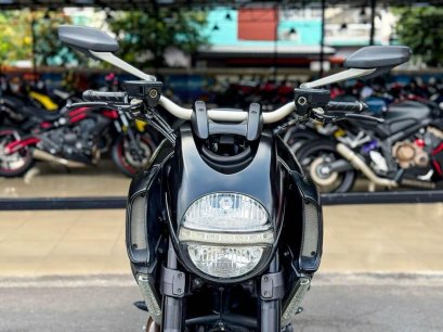 Ducati Diavel 1200 ABS ปี 2013 ดาวน์ 59,000 บาท   ผ่อน 4,531 x 36 เดือน