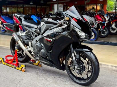 HONDA CBR1000RR ABS จดปี 2017