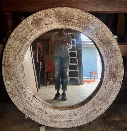 MR30 Round Carved Mirror in White Washed Color