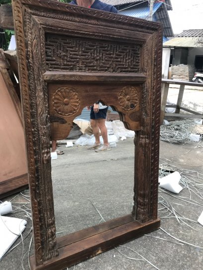 MR66 Vintage Wooden Frame