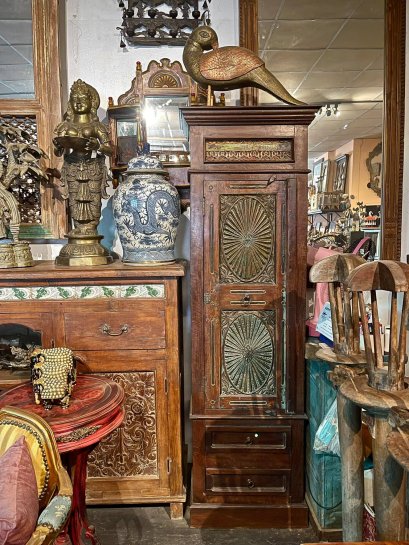 CTL15 ตู้เก็บของหนึ่งประตูทรงสูงเนื้อไม้สีเข้ม