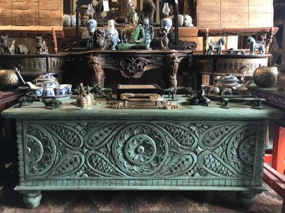 BX12 Carved Box in Light Blue Color