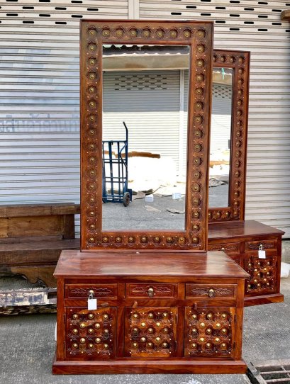 Dressing Table with Mirror