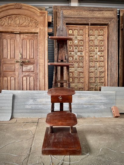 BRT27 Antique Shelf made from Cart