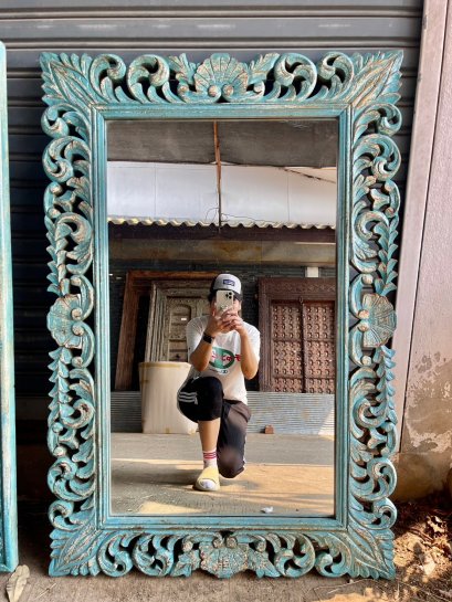 Carved Mirror in Blue Color