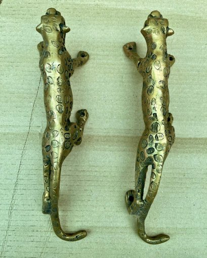 มือจับประตูทองเหลืองเสือคู่