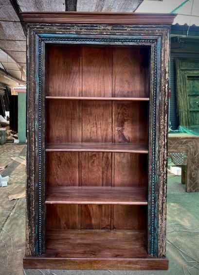 Antique Display Cabinet with Rustic Color
