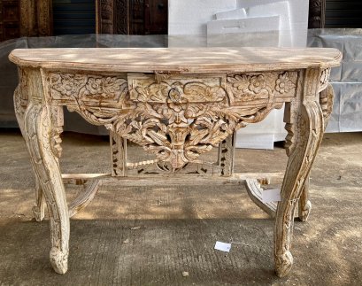 Beautiful Carved Console Table With Storage