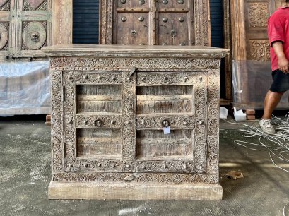 Rustic White Sideboard with 2 Doors