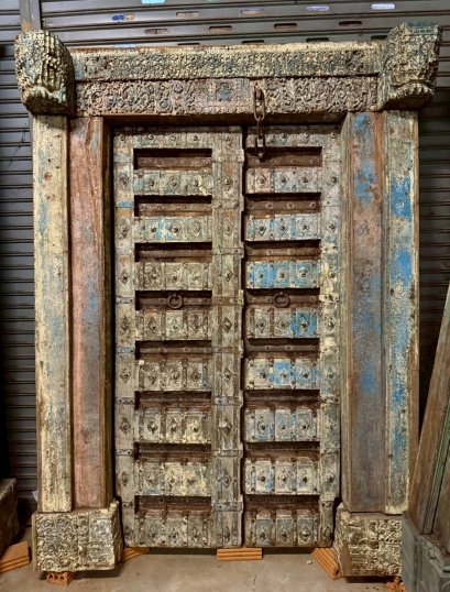 Stand Out Yellow Brown Antique Door Fine Carving