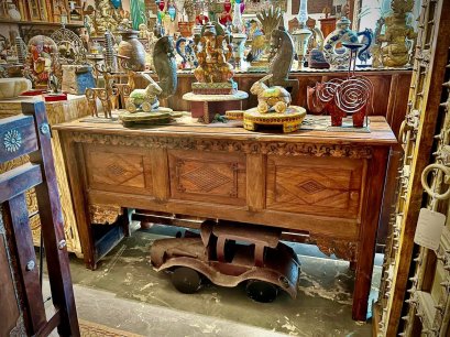 CL37 Wooden Console Table with Classic Carving