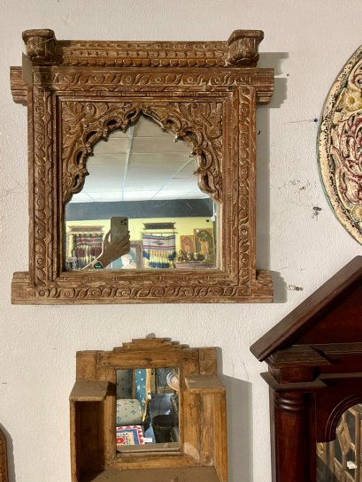 MR126 Indian Arch Carved Wall Mirror