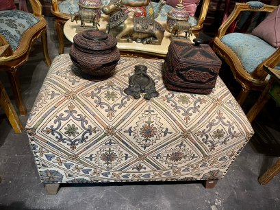 Vintage Handicraft Fabric Bed End Seater
