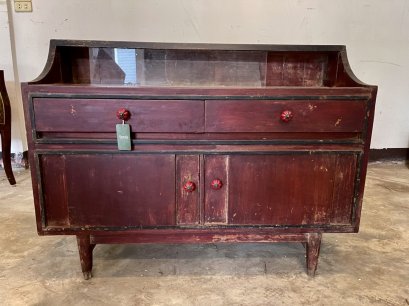 ตู้เก่าวินเทจสีแดงไม้สักพม่า