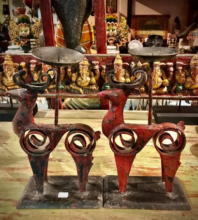 เชิงเทียนเหล็กกวางแดงคู่