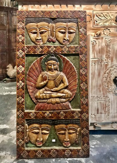 ไม้ชิ้นหนาแกะสลักนูนต่ำ