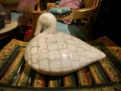 DCI67 เป็ดหินอ่อนลอยน้ำได้