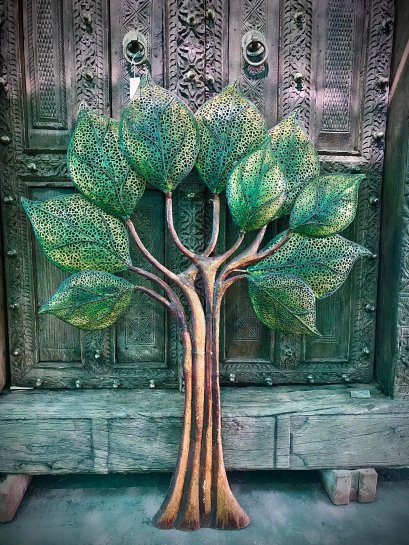 DCI87 Painted Iron Tree