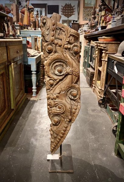 DCI125 หัวเสาโบราณไม้ชิ้นเดียวแกะสลัก