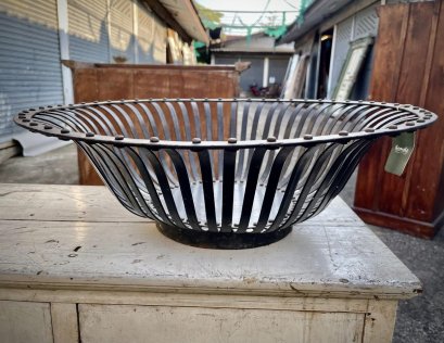 ตะกร้าเหล็กทรงกลมขนาดใหญ่