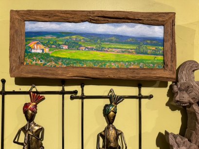 ภาพวาดสีน้ำมันวิวทิวเขาและทุ่งนา