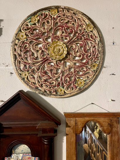 DCI219 แผ่นไม้แกะสลักฉลุลายทรงกลมสีเก่าขัดหยาบ