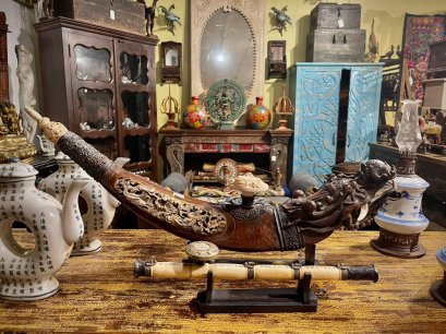 Large Brown Dragon Pipe