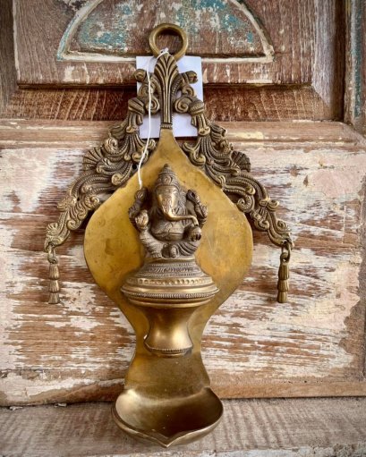 แท่นจุดไฟทองเหลืองแบบแขวนผนัง