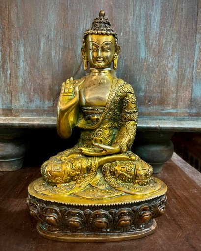 Graceful Antique of Buddha Brass Statue