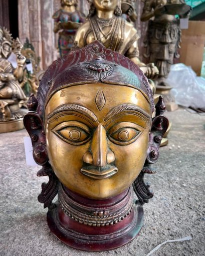 นางอัปสรงานหล่อทองเหลือง