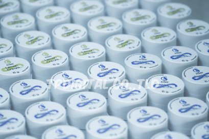 พิมพ์กระปุก รับพิมพ์สกรีนโลโก้ลงบนฝากระปุกสีขาว ลาย ESME Lemon Cream สกรีน 1 ด้าน เต็มชิ้นงาน