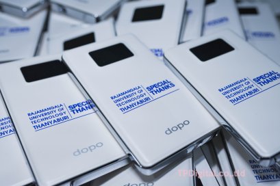 งานพิมพ์ สกรีนโลโก้ ลงบนผิวพาวเวอร์แบงค์