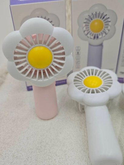 พัดลมพกพา พัดลมรูปดอกไม้ พัดลมพร้อมส่ง พัดลมราคาถูก