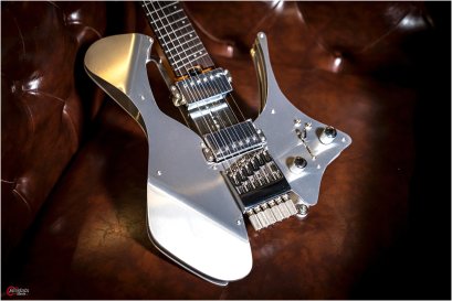 Pearson Omega Raw Aluminium / Chrome Hardware