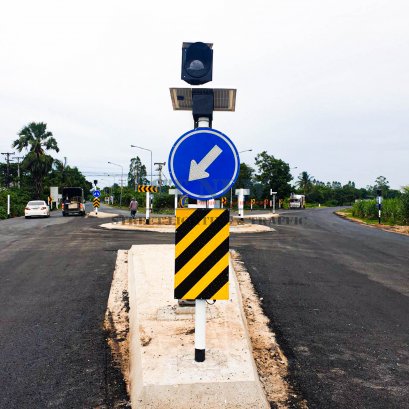 ป้ายเตือนจราจรไฟกระพริบ