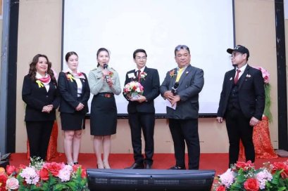 นางอัมพร ปรีชาญานพานิช รองหัวหน้าสำนักผู้อำนวยการโรงพยาบาลทหารผ่านศึก เป็นผู้เเทนเข้าร่วมในงานการเปิดตัวคณะกรรมการ สมาคมช่างผมแห่งประเทศไทย (ชุดใหม่) 