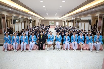 พิธีปัจฉิมนิเทศนิสิตคณะพยาบาลศาสตร์ วัชรพล มหาวิทยาลัยเวสเทิร์น วิทยาเขตวัชรพล ชั้นปีที่ 2